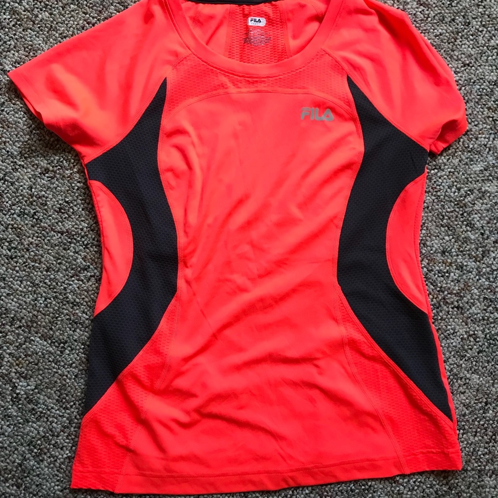 Workout tee
